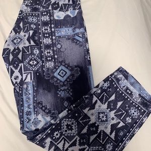 SoulCycle blue patterned leggings